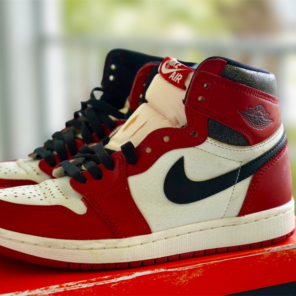 Jordan 1 Retro High OG Chicago Reimagined Lost & Found